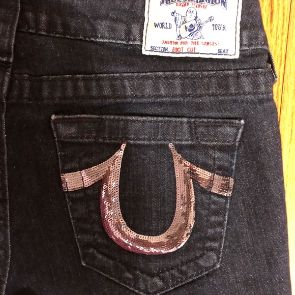 SZ 27-TRUE RELIGION DARK WASH BOOTCUT JEANS-32”ins - Picture 7 of 8